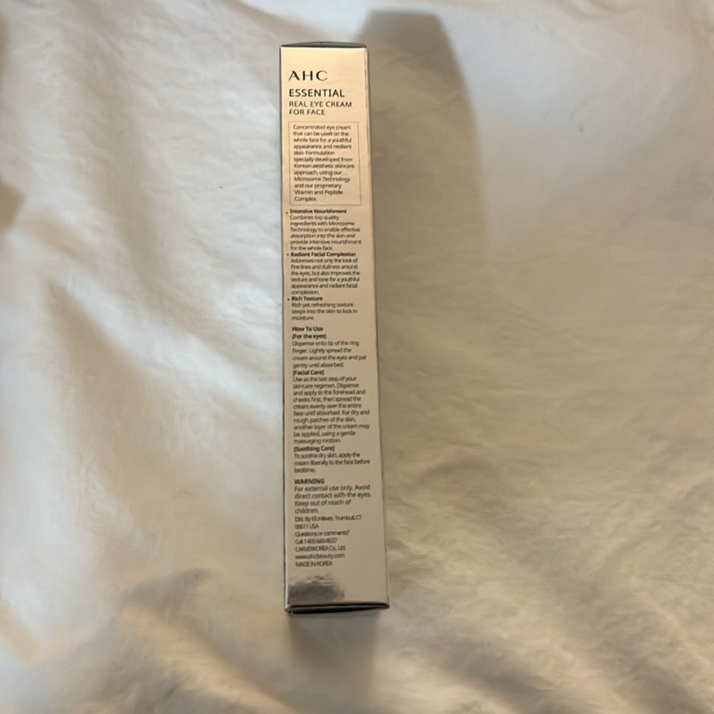 AHC Essential real eye cream for face - Picture 2 of 4